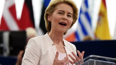 AB Komisyonu’nun yeni başkanı von der Leyen oldu