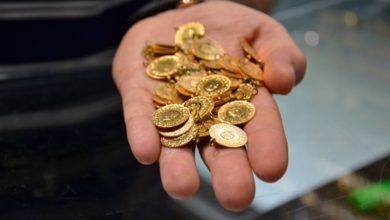 Gram altın 255, çeyrek altın 416 lira